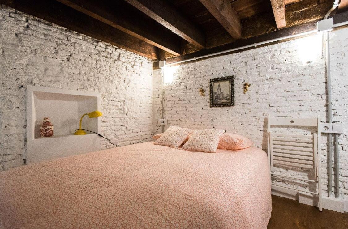 Airbhouse Private & Accommodatie bij particulieren *